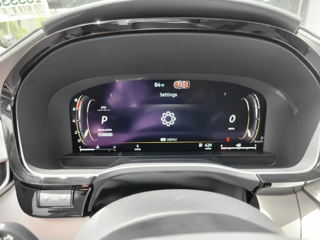 New 2027 White INFINITI LUXE image 21