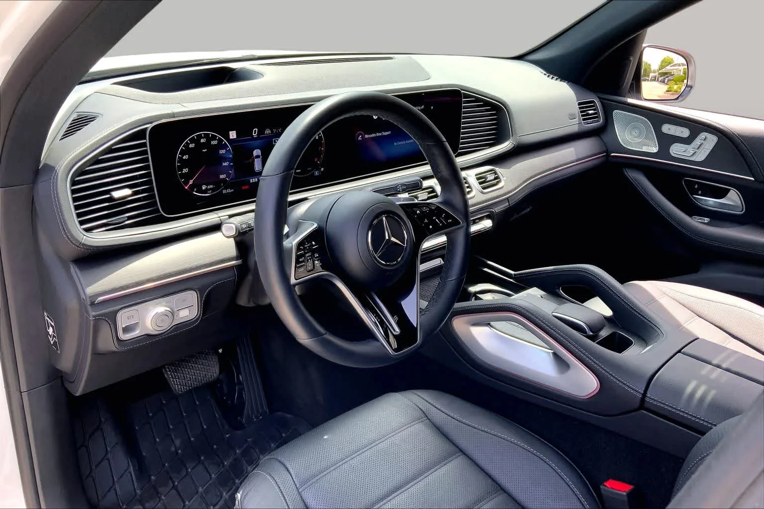 Used 2024 Polar White Mercedes-Benz GLE 350 image 16