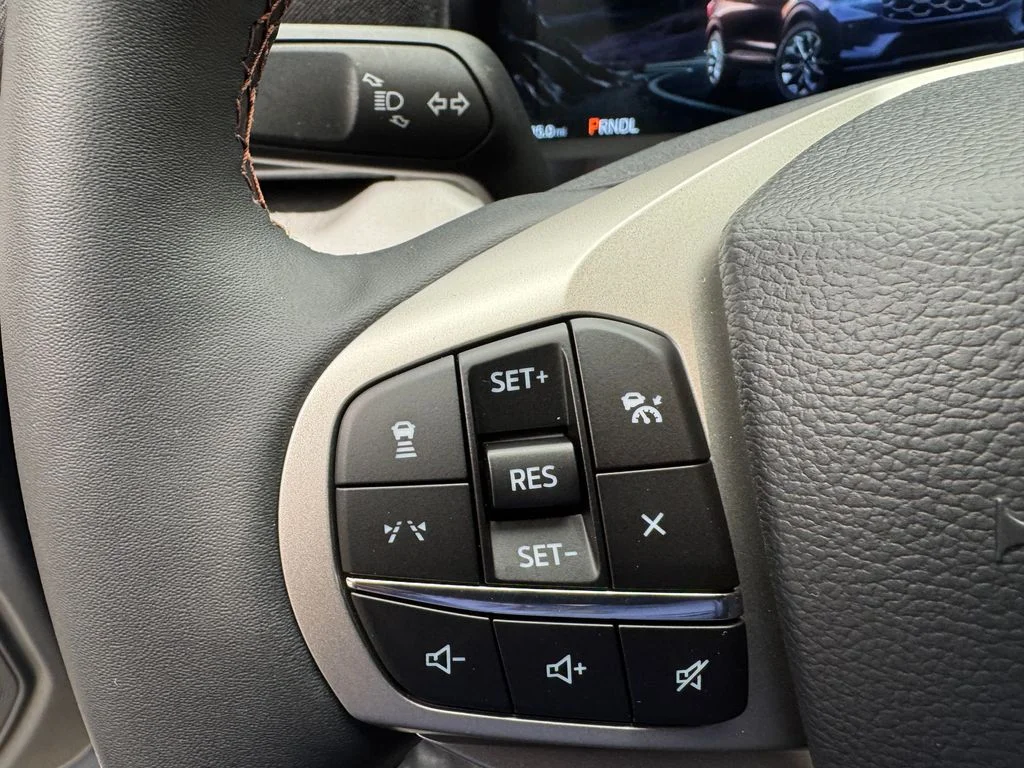 2026 Ford Explorer Active - Photo 13