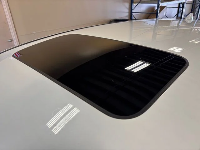 Used 2019 White Honda EX-L image 23