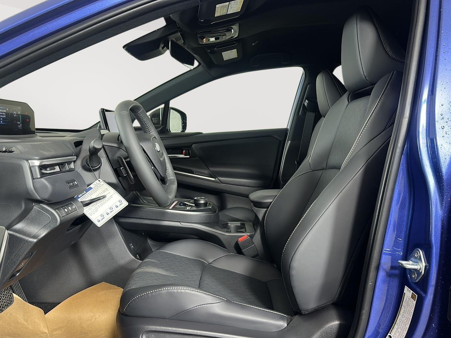 New 2026 DAYBREAK BLUE PEARL Subaru Premium image 5
