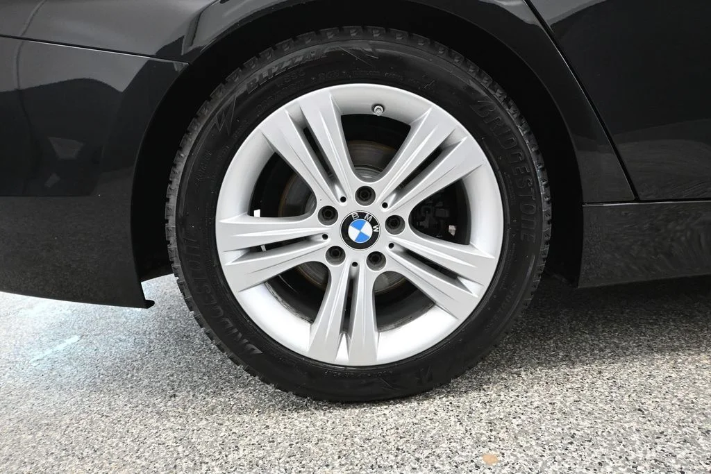 2018 BMW 3 Series 330i - Photo 16