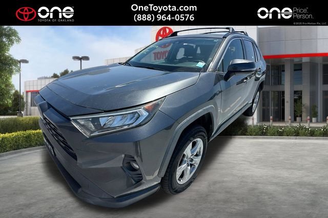 2019 Toyota RAV4 XLE FWD's photo