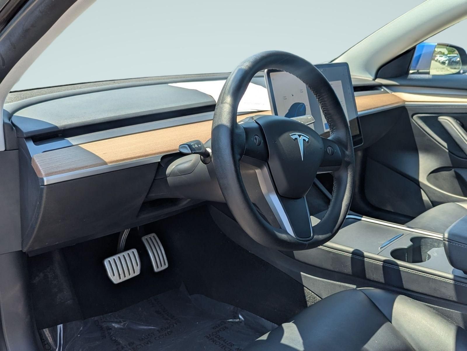 Used 2021 Blue Tesla Performance image 2