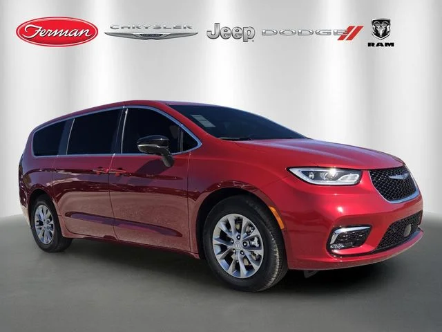 2026 Chrysler Pacifica Limited's photo