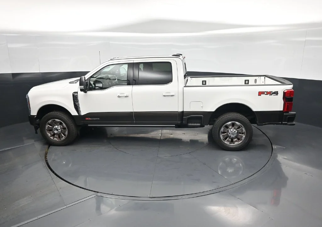 Used 2025 White Ford King Ranch image 43