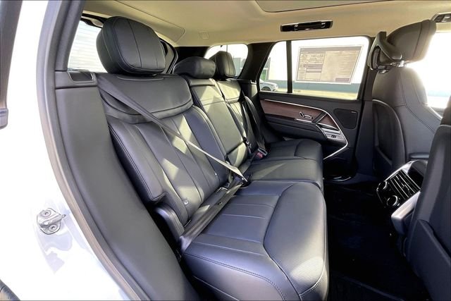 New 2026 Fuji White Land Rover SE image 10