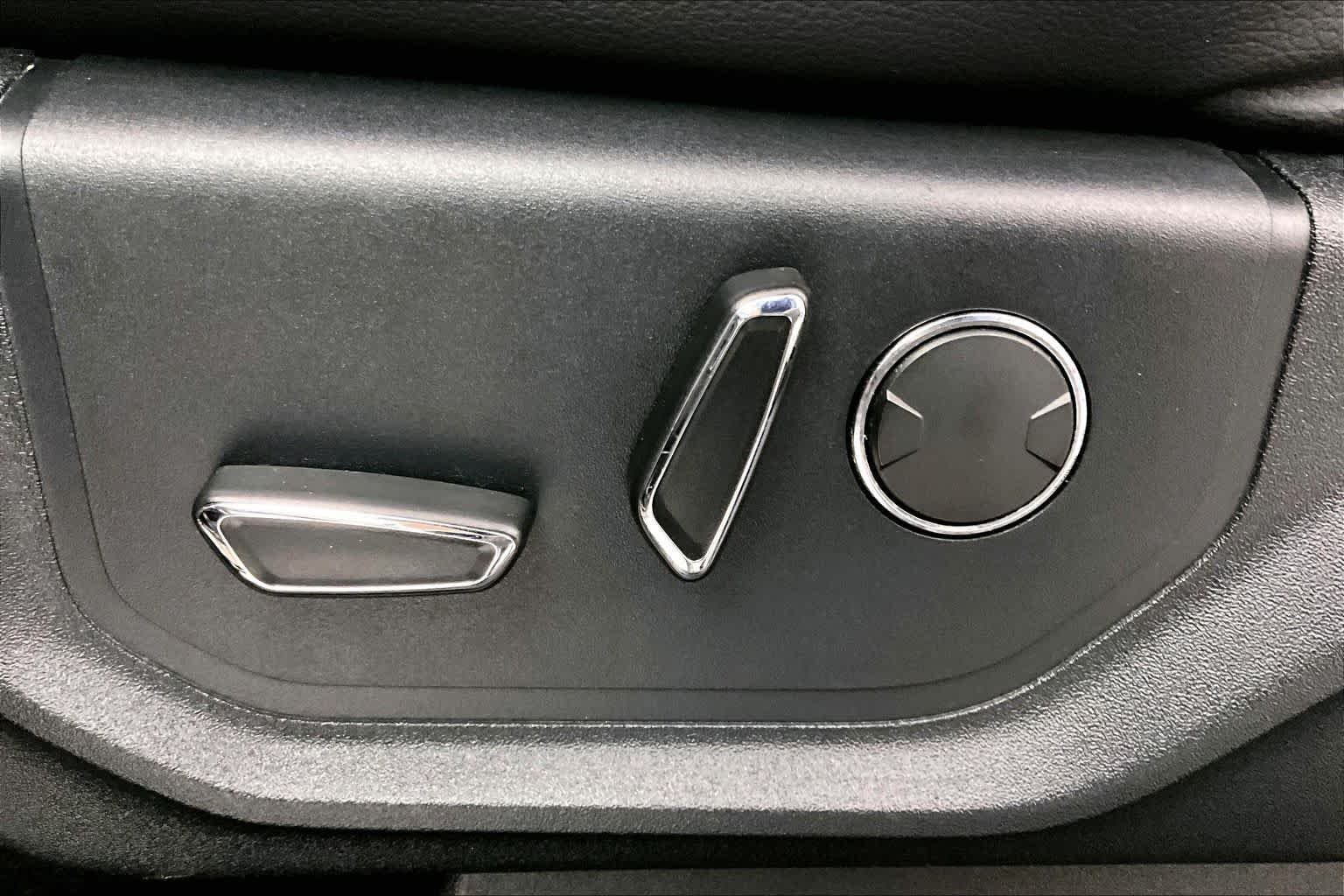Used 2019 Stone Gray Metallic Ford XLT image 63