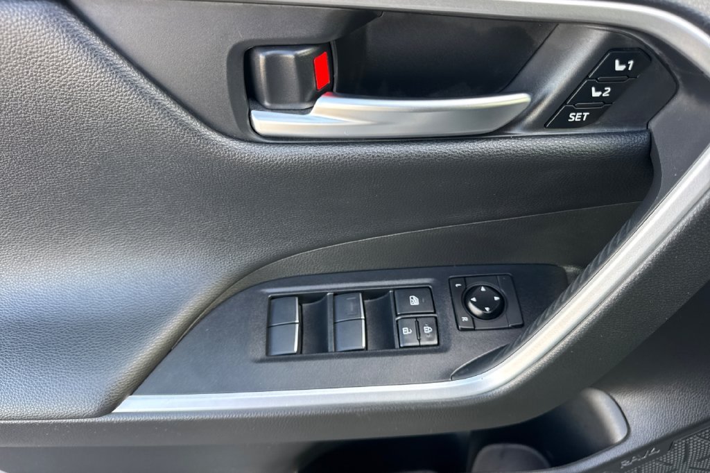 Used 2020 Gray Toyota Limited image 13