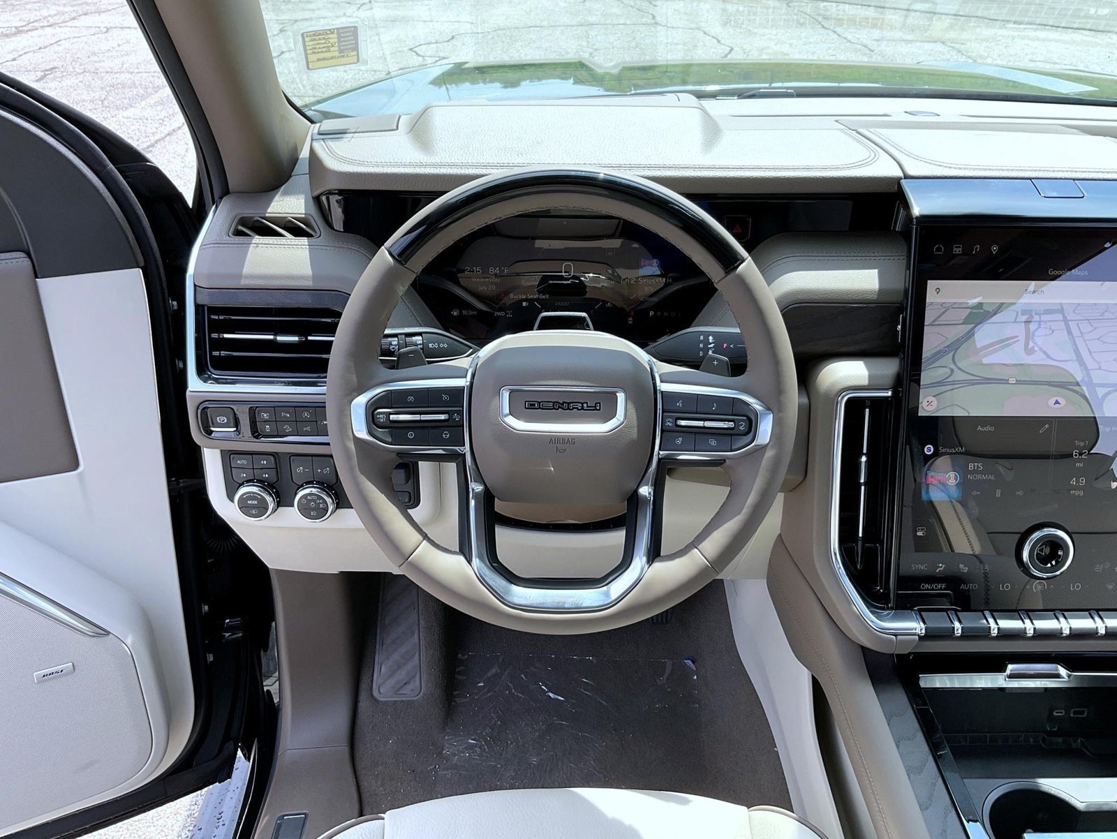 2026 GMC Yukon XL Denali - Photo 11