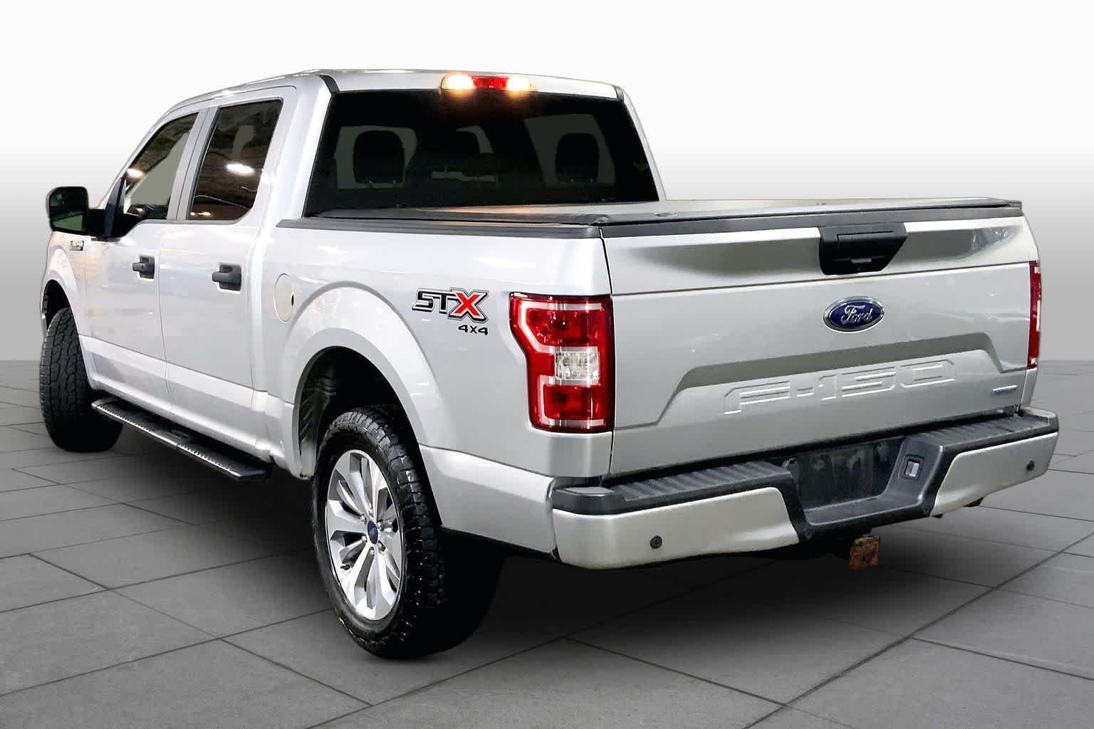 Used 2018 Ingot Silver Ford XL image 12