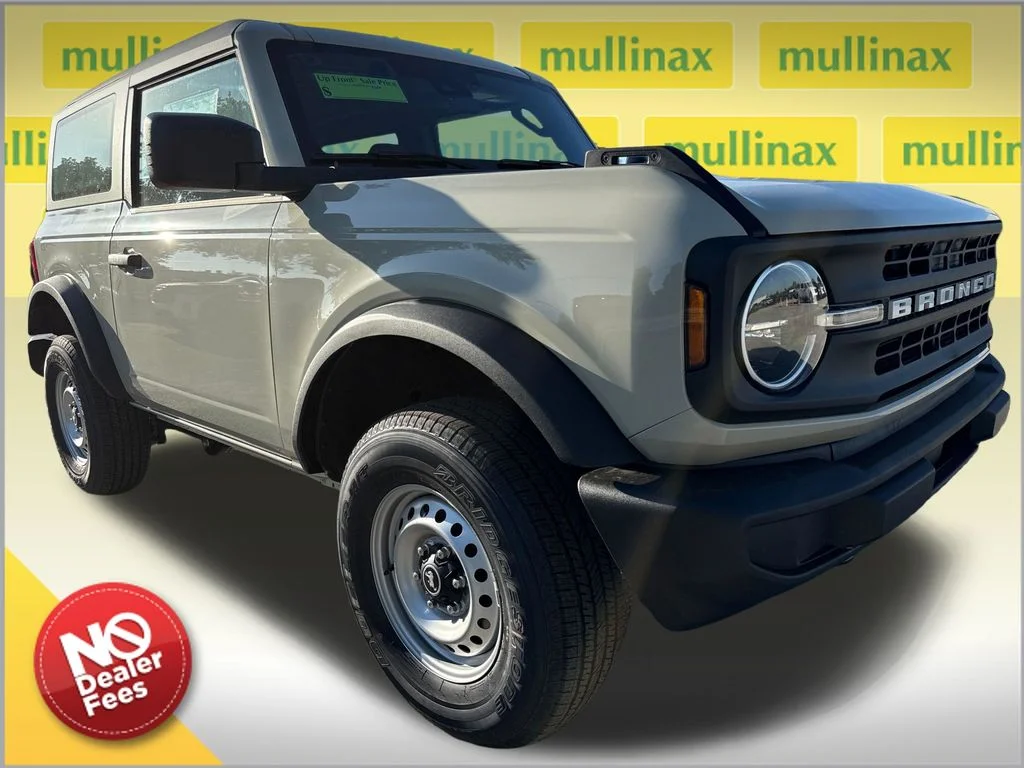 2026 Ford Bronco Base 4x4's photo
