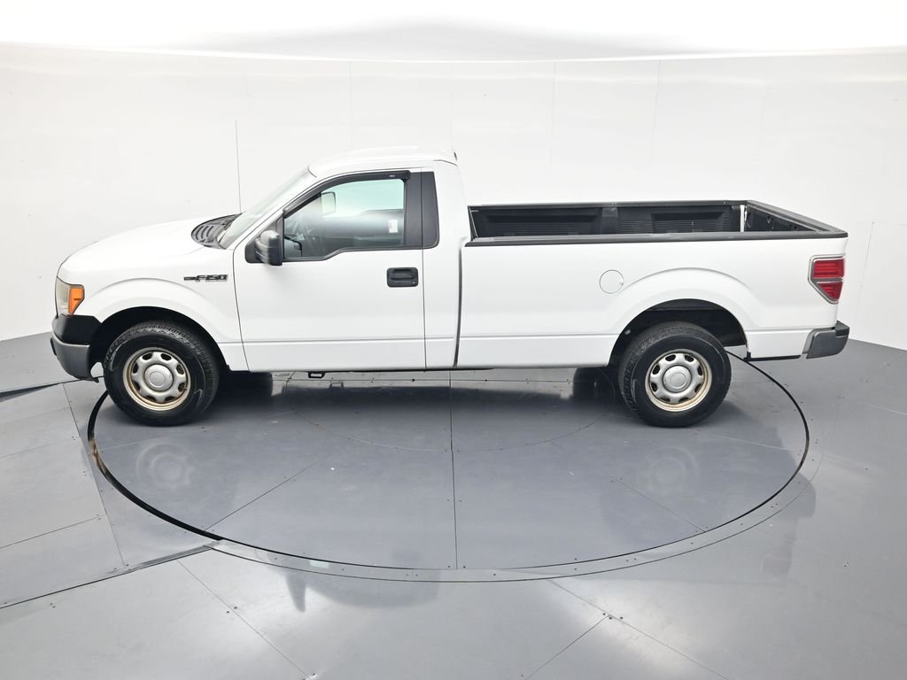 Used 2013 Oxford White Ford XL image 32