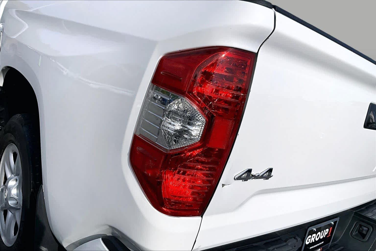 Used 2020 Super White Toyota SR5 image 28