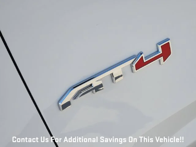 2027 GMC Yukon AT4 - Photo 8