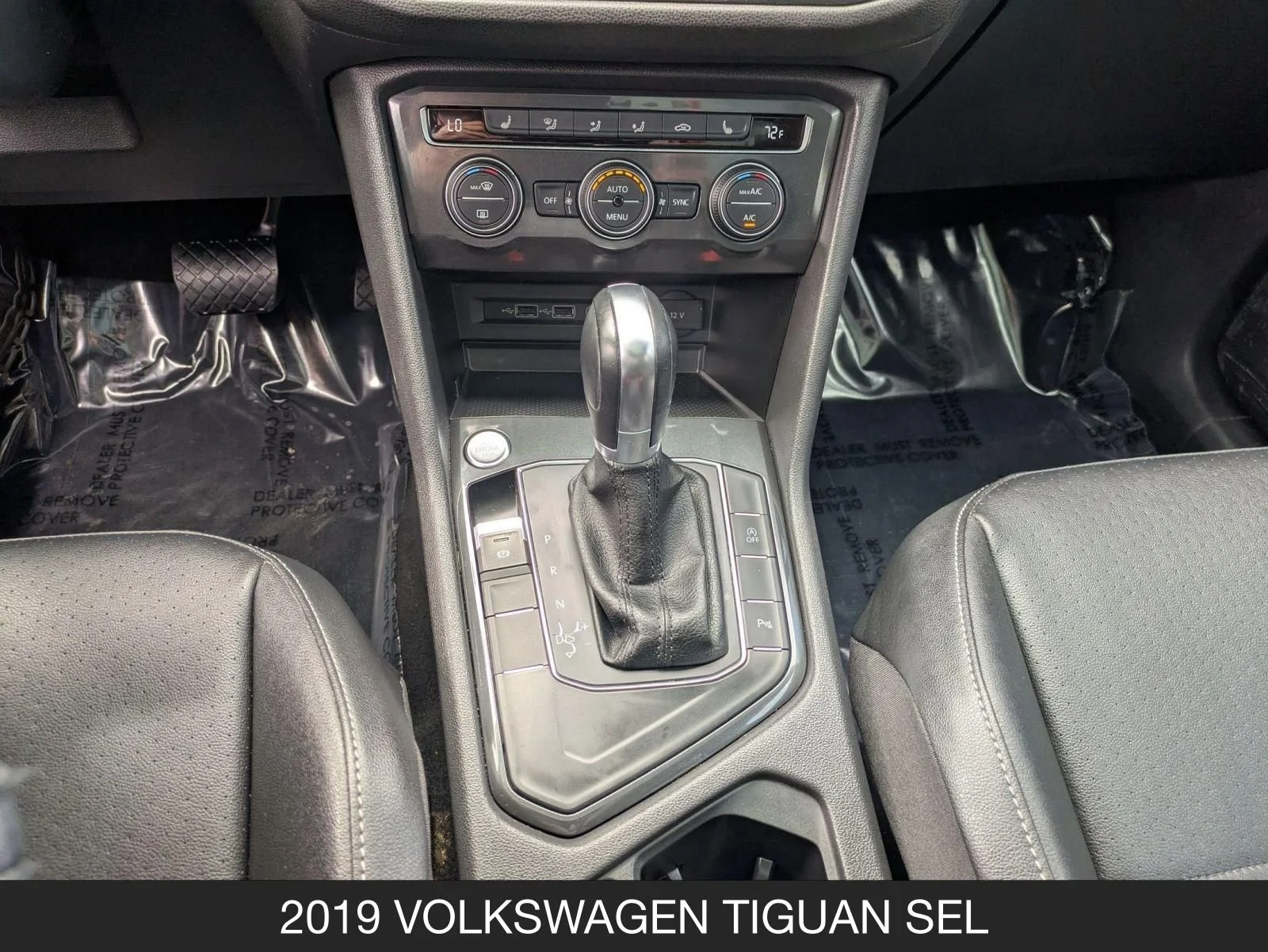 Used 2019 Platinum Gray Metallic Volkswagen SE image 24