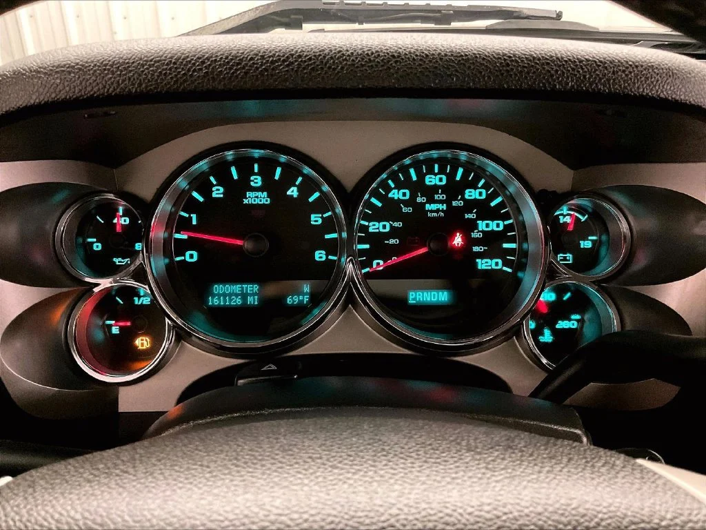 Used 2013 Black GMC SLE image 25