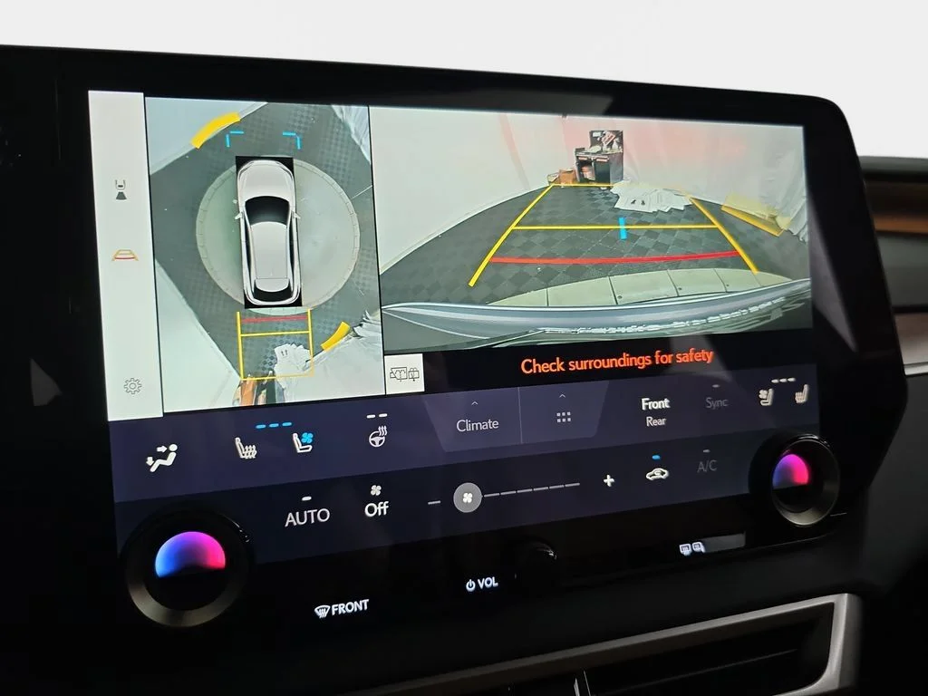 New 2026 Iridium Lexus PREMIUM image 22