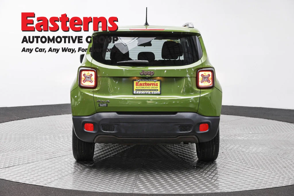 Used 2016 Green Jeep Latitude image 6