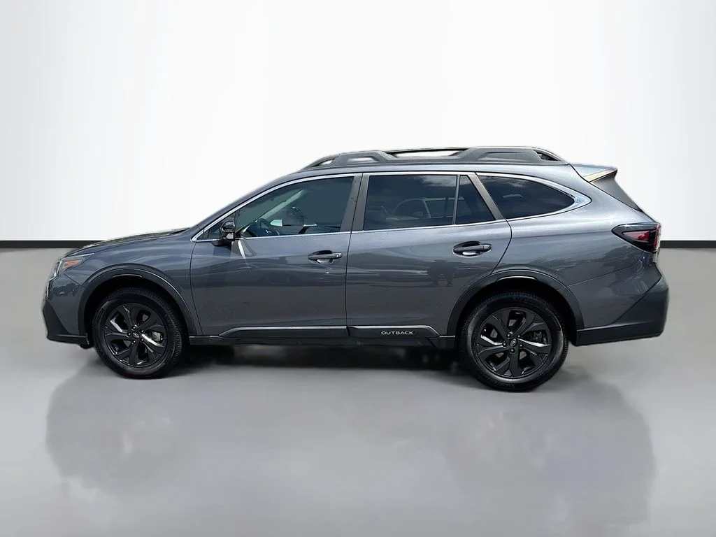 Used 2022 Gray Metallic Subaru Onyx Edition XT image 4