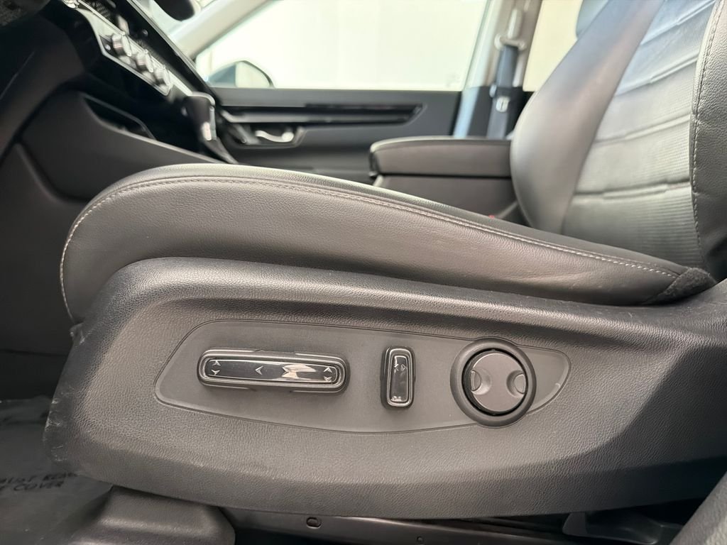 Used 2024  Honda EX-L image 12