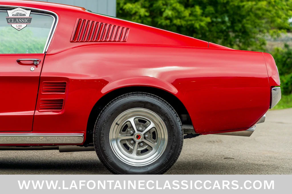 Used 1967 Red Ford GT image 34
