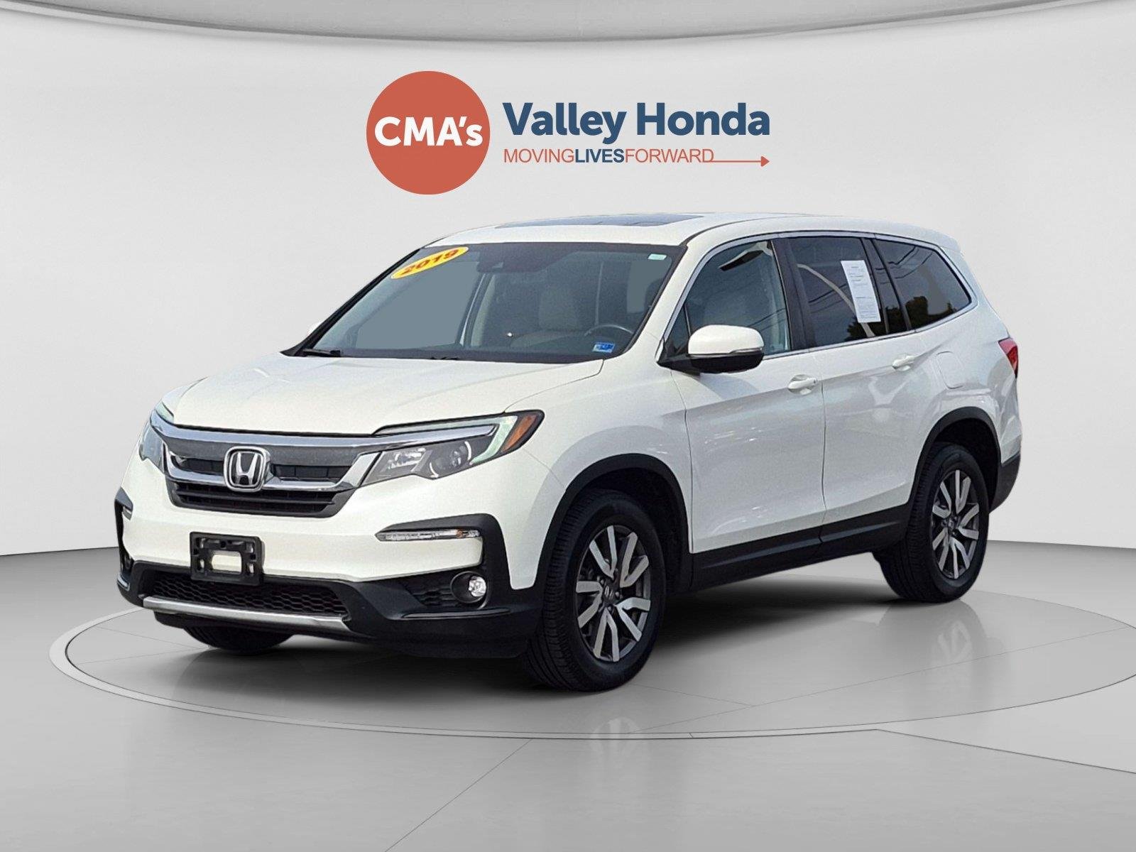 Used 2019 White Diamond Pearl Honda EX-L image 1