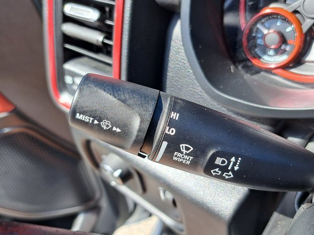 Used 2022 White Ram Rebel image 11