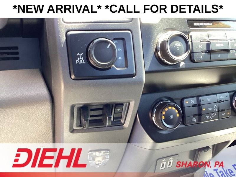 Used 2019 White Ford XL image 28