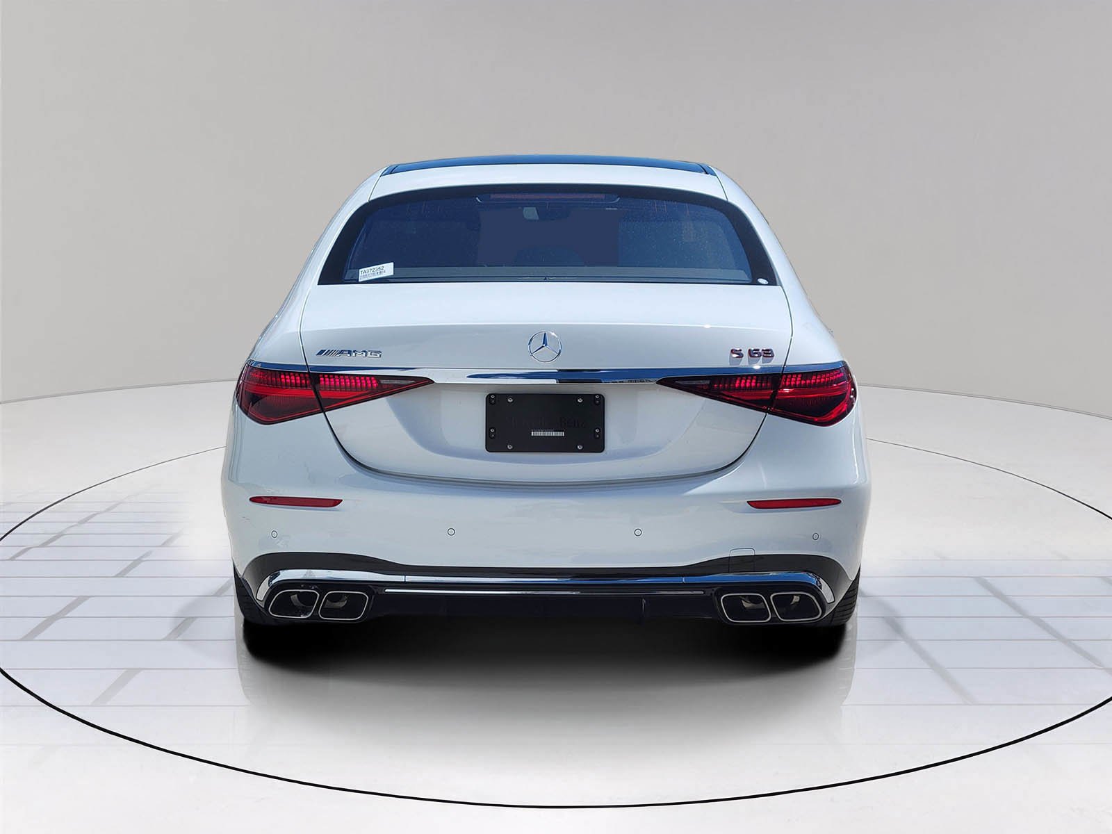 New 2026 MANUFAKTUR Moonlight White Metallic Mercedes-Benz AMG® S 63 E 4MATIC® Sedan image 36