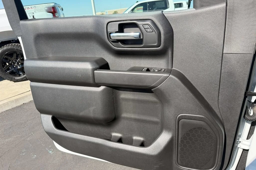 New 2026 Summit White GMC Pro image 15