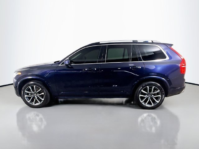 Used 2019 Magic Blue Metallic Volvo Momentum image 4