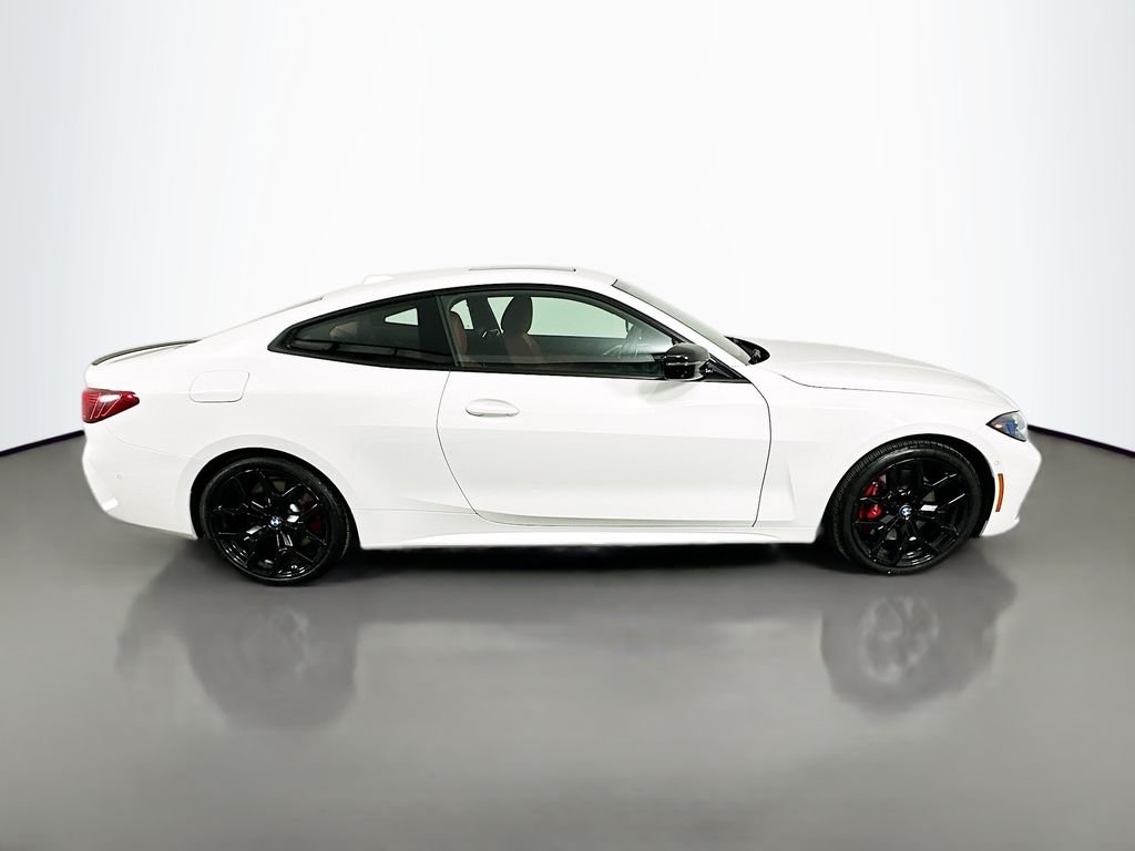 2025 BMW 4 Series 430i - Photo 4