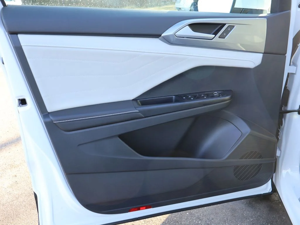 New 2026 White Volkswagen 1.5T SEL image 42