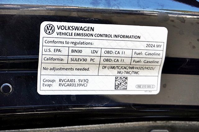 Used 2024 Black Volkswagen 1.5T SE image 31