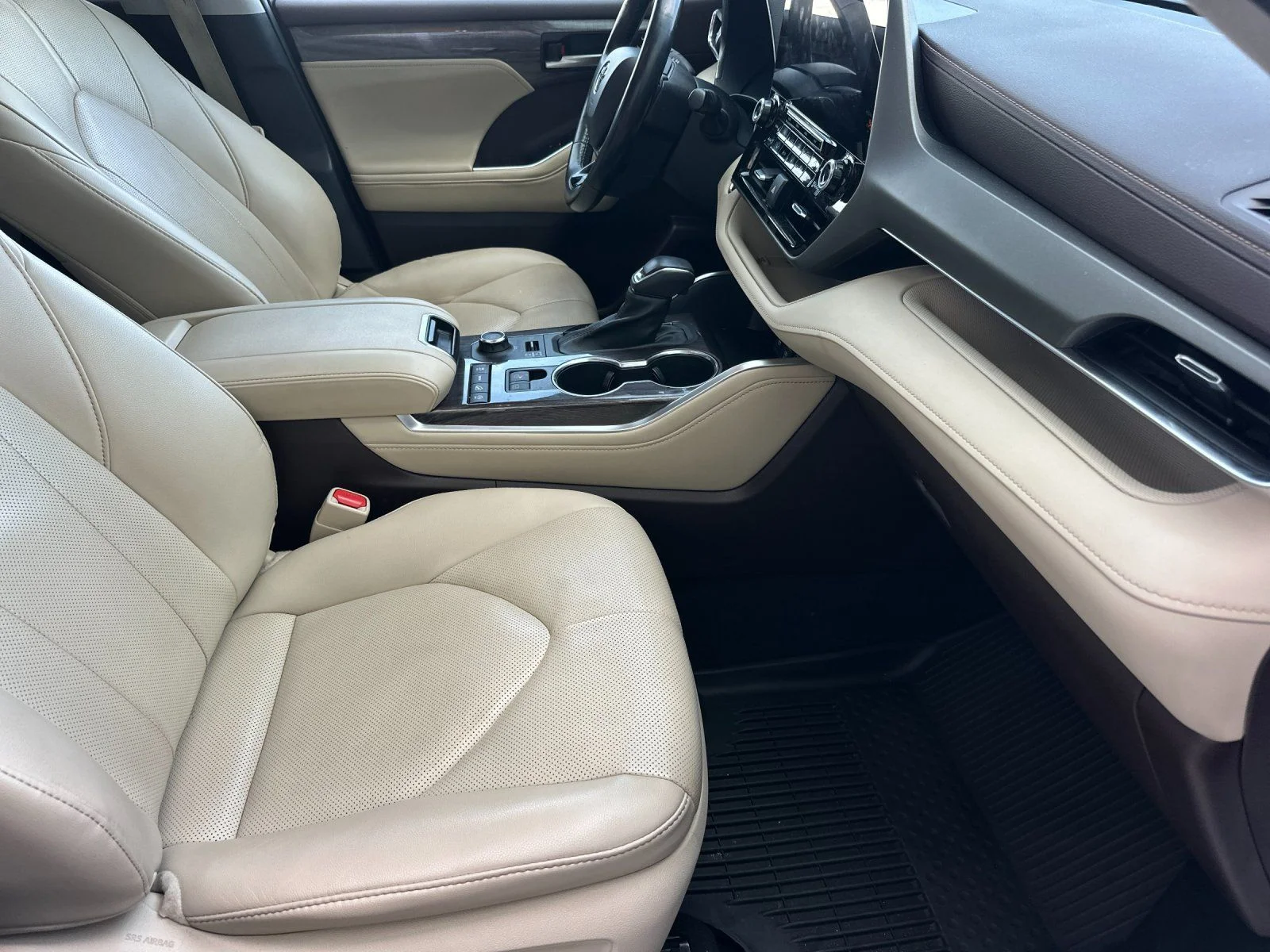 Used 2021 Blizzard Pearl Toyota Limited image 15