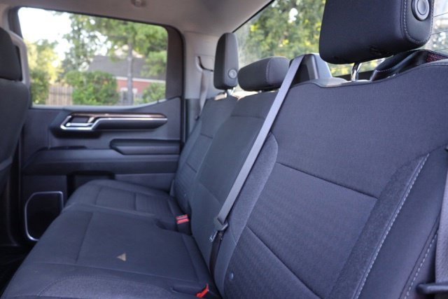 Used 2023 White Chevrolet LT image 8