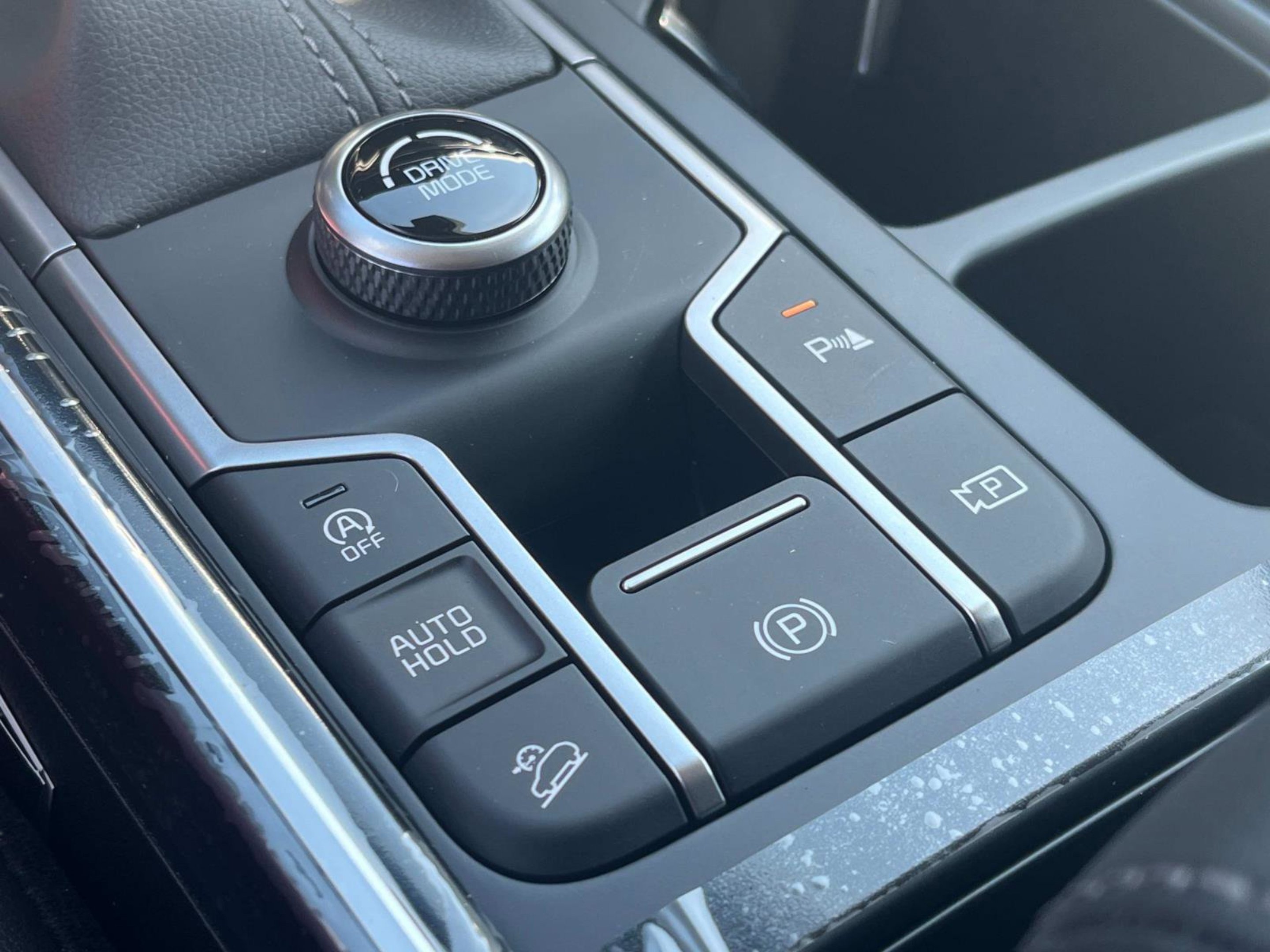 2025 Kia Sorento EX - Photo 30