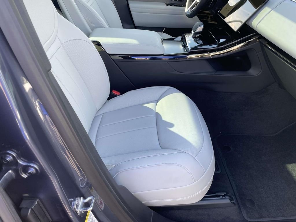 New 2027 Varesine Blue Land Rover SE image 20