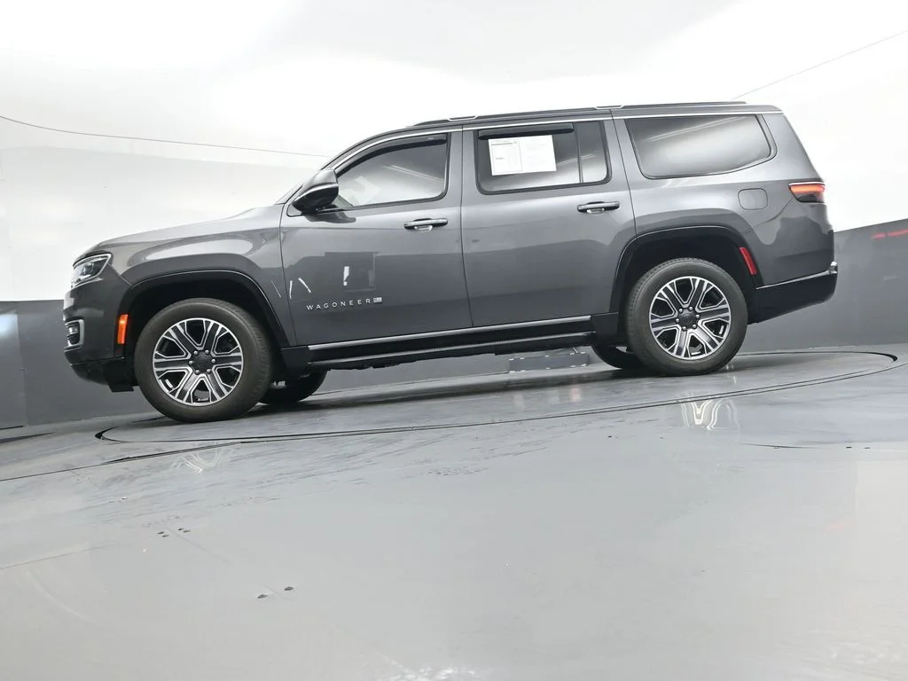 Used 2024 Gray Jeep Base image 48