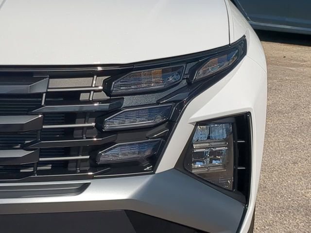 2025 Hyundai Tucson SE - Photo 28