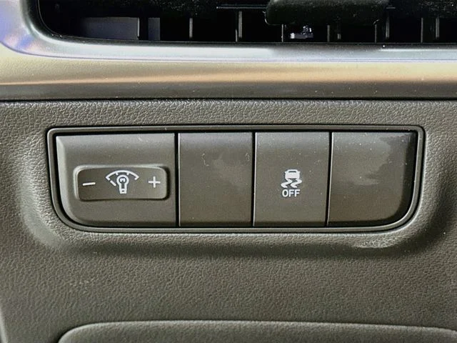 Certified Pre-Owned 2025 Hyundai Tucson SE