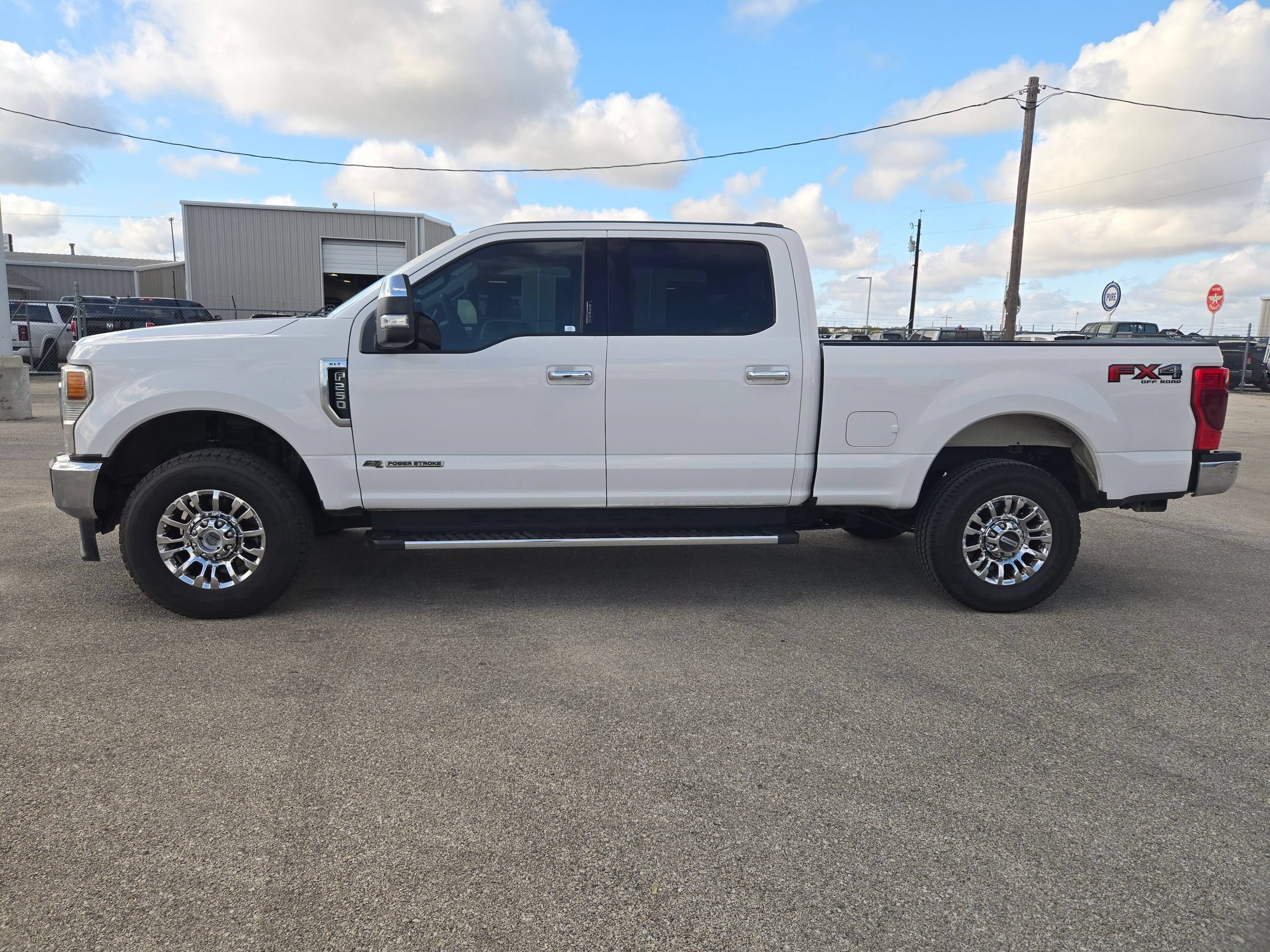 Used 2020 White Ford XLT image 6