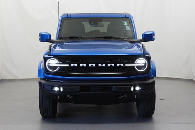 Used 2024 Blue Metallic Ford Outer Banks image 5