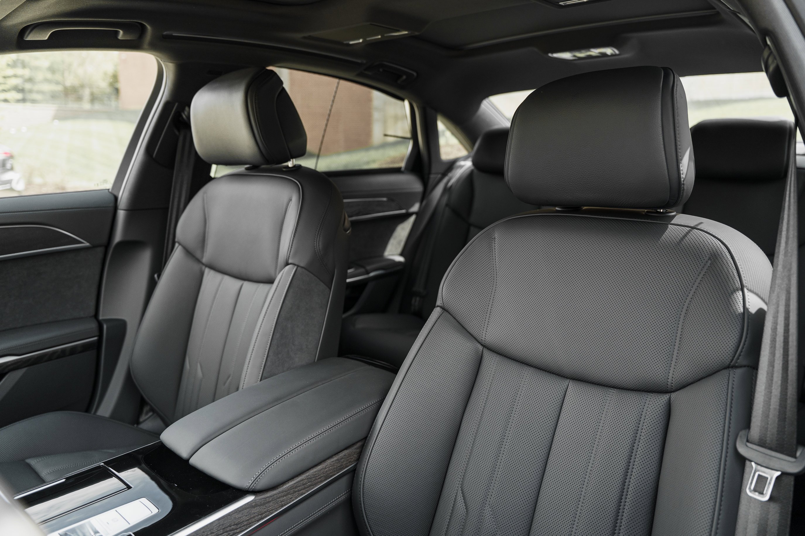 New 2026 Daytona Gray Pearl Effect Audi  image 22