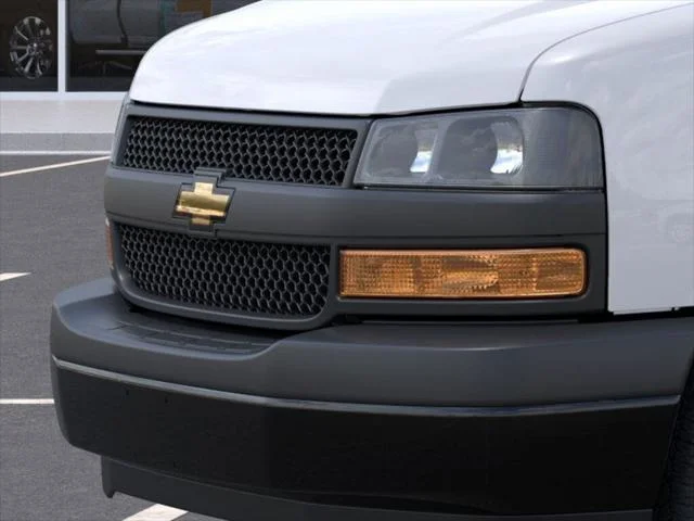 2025 Chevrolet Express Cargo Work Van - Photo 13