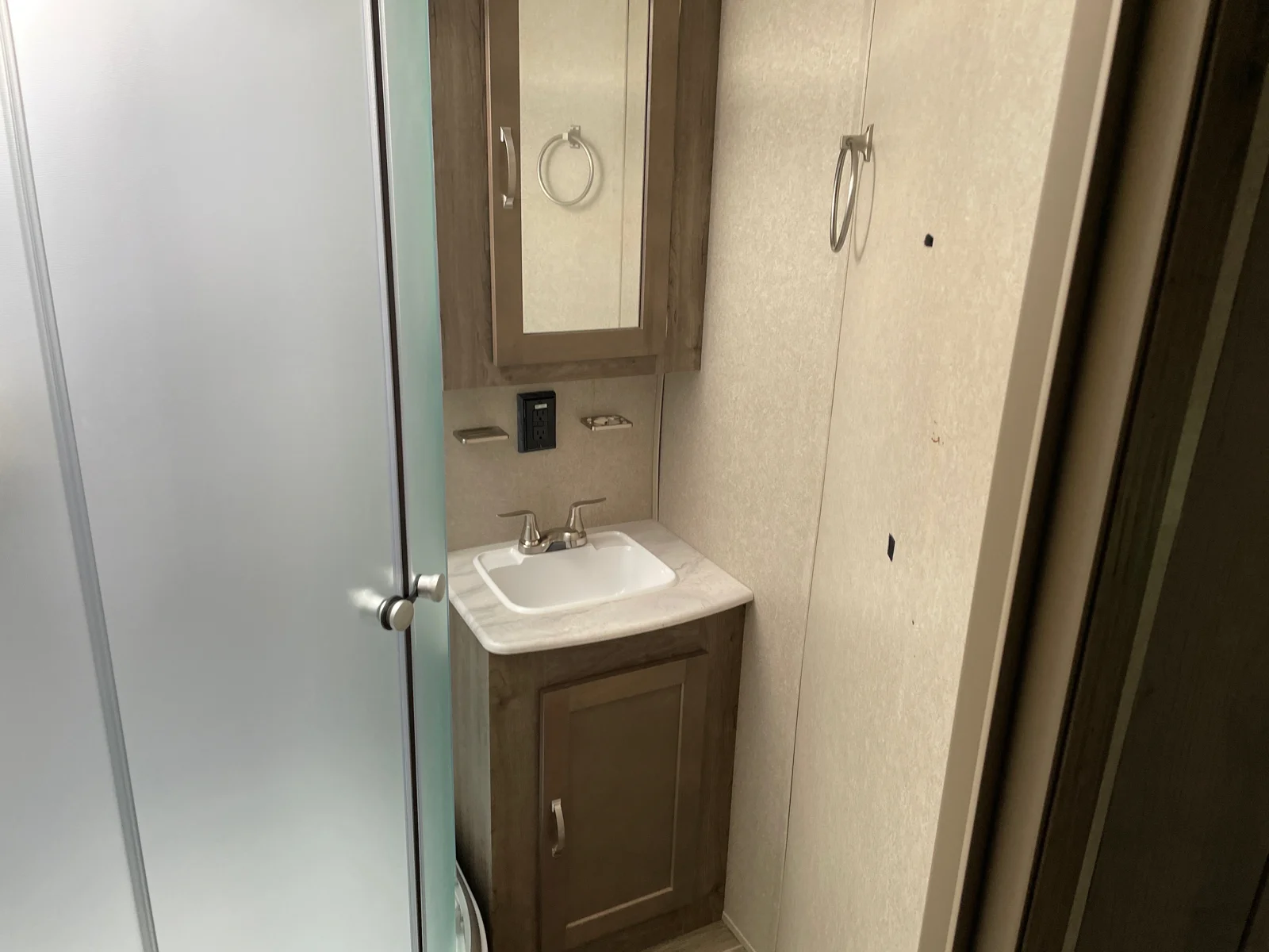 Used 2019  Forest River  image 16