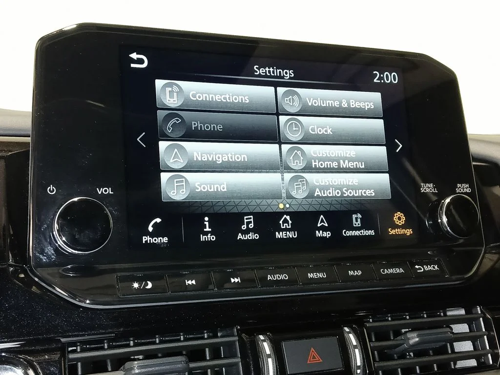 Used 2025 Gray Nissan Platinum image 28