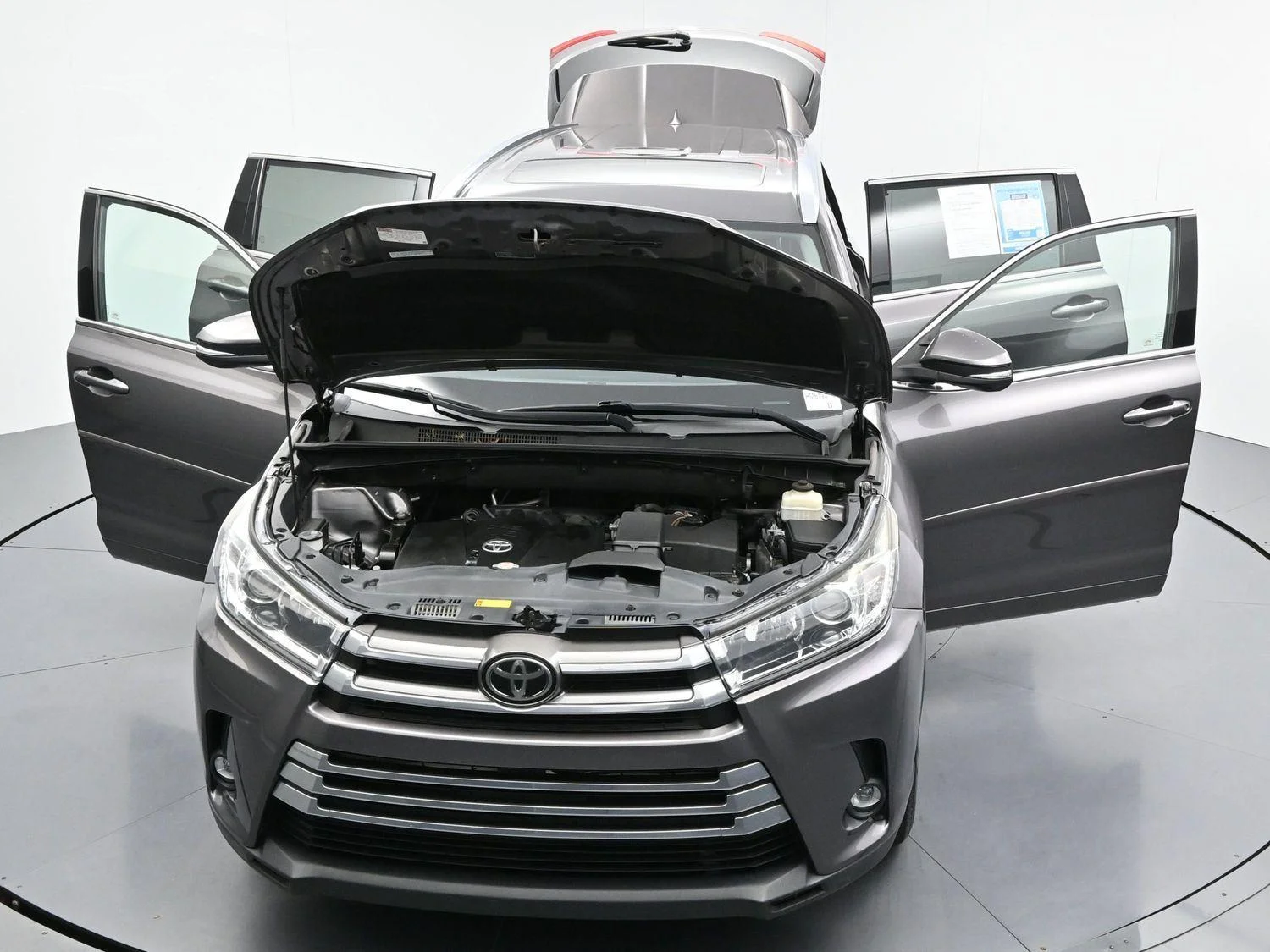 Used 2019 Predawn Gray Mica Toyota Limited image 52