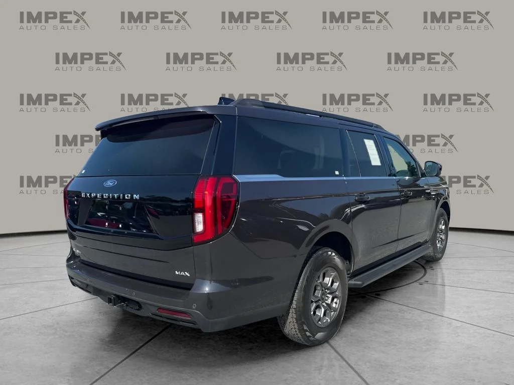 Used 2025 Gray Ford Active image 5